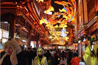 上海最年味》被列為非物質文化遺產 豫園燈會今年搭建難度為歷史之最