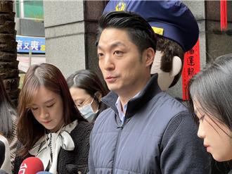 影》蔣萬安打羽球突「倒頭栽」嚇壞大家 蔣得立1句話險成真