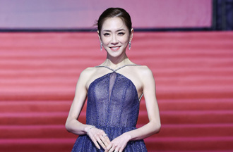 杨千霈主持出大包「说错1字」得罪电影巨头公司遭封杀