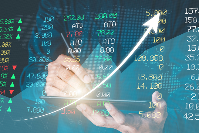 ARM单日股价一度上涨6成，大股东软银赚翻了。（图／shutterstock、达志）