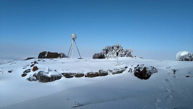 玉山氣象站宛如仙境。(氣象署提供)