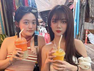 王彩樺女兒繶帆真空裸背  庭庭火辣曲線現形