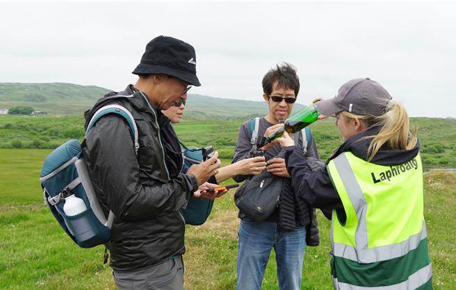 行旅间的喜悦，是我们在过程中，认识了三位来自南加州的北京移民。（王爵暐摄）
★《中时新闻网》关心您：饮酒过量，有碍健康。酒后不开车，安全有保障！