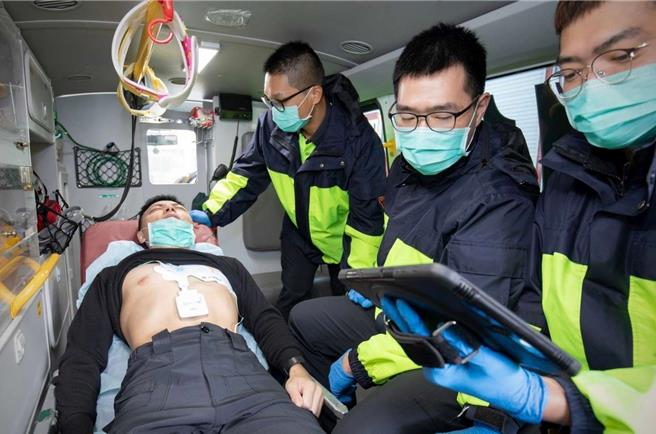 新竹市2023年OHCA案件急救成果表現出色，救活率達46.31％，全國第1；康復出院率11.07％也高於全國平均值的6.61％。（新竹市消防局提供／陳育賢新竹傳真）