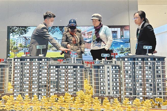 冰雪经济撬动楼市热，哈尔滨房市逆势上扬。（图／中新社）