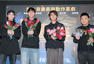 《還錢》3男神陪過情人節！甜送玫瑰花重現下腰抱抱場面