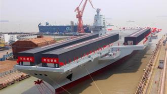 陸航母福建號暗藏傳說中「神秘殺器」？美恐驚呆