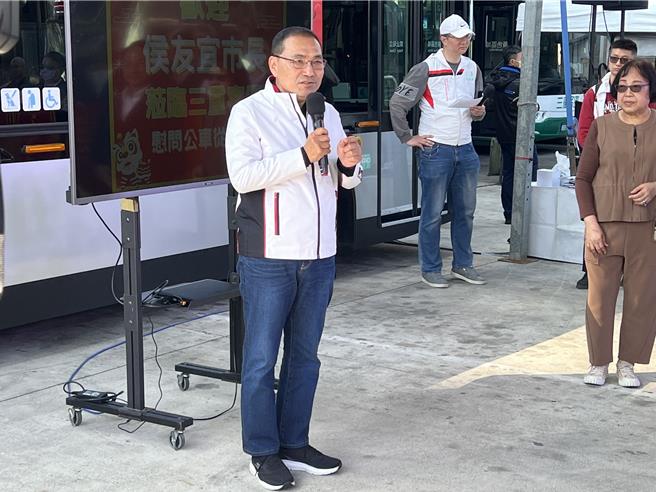 新北市长侯友宜表示，要提拔优秀的年轻人，让年轻人的努力被看见。（王扬杰摄）