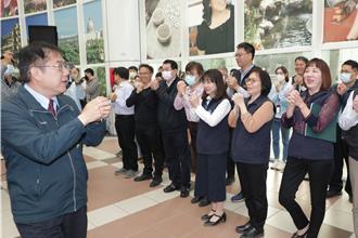 南市府新春團拜 黃偉哲端願景：社宅完工入住