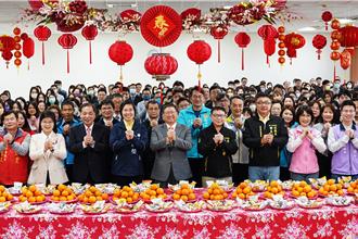 竹縣新春團拜 楊文科盼加速台知園區、竹科三期