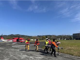 参加网路揪团爬南三段疑遭放鸟 高山症发吊挂救出