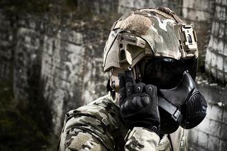 美軍82空降師獲得新式「綜合保護頭盔」 外型如科幻部隊
