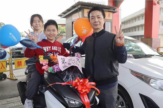 3奖155CC普通重型机车得主李进龙12年前曾是汽车大奖得主。（吕妍庭摄）