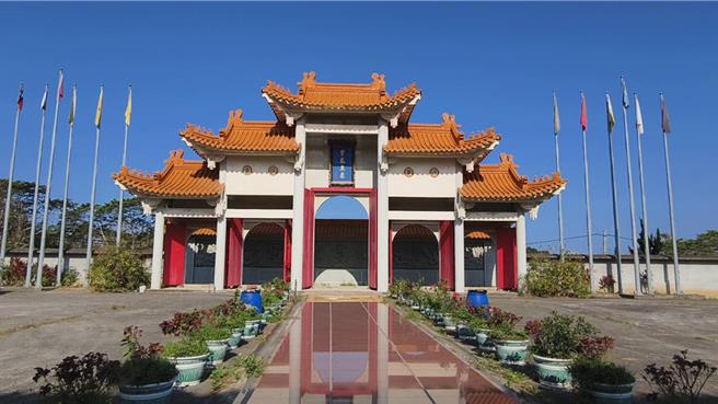 位在後龍鎮龍坑里的無極聖宮。（讀者提供／謝明俊苗栗傳真）