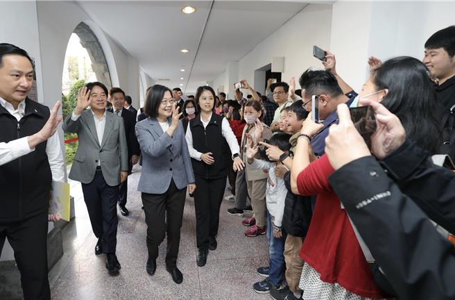 蔡英文任内最后春节开工日 不走传统路线。曾薏苹截图