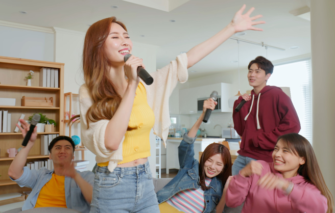 巨蟹、天秤、牡羊及金牛值得深交，他们重情重义，从来不会背叛朋友。（示意图：shutterstock／达志）