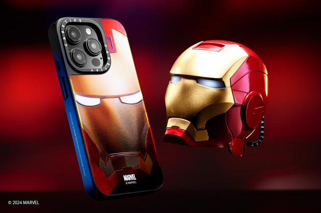 MARVEL  CASETiFY 钢铁人联名系列以钢铁人头盔为灵感，打造手机壳与立体 AirPods 保护壳。（ CASETiFY提供／古明弘台北传真）