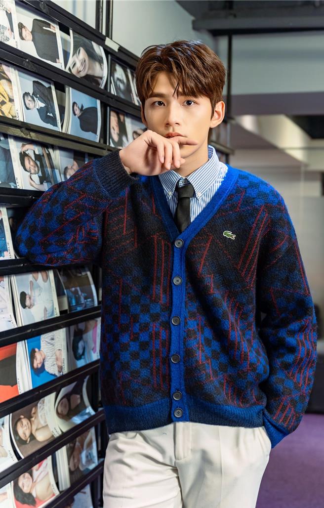 王品澔星運亨通，是伊林娛樂閃亮新星。（羅永銘攝；服裝提供：Lacoste）