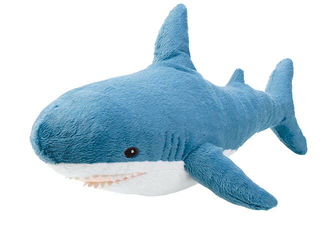 IKEA的BLAHAJ填充玩具小鯊魚，349元。（IKEA提供）