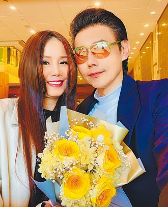 包偉銘寵妻 劉依純評「包君滿意」