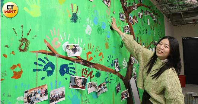 蘆少主任高珮熏當社工13年，照顧過數百位少年，陪伴他們找回新生。（圖／劉耿豪攝）