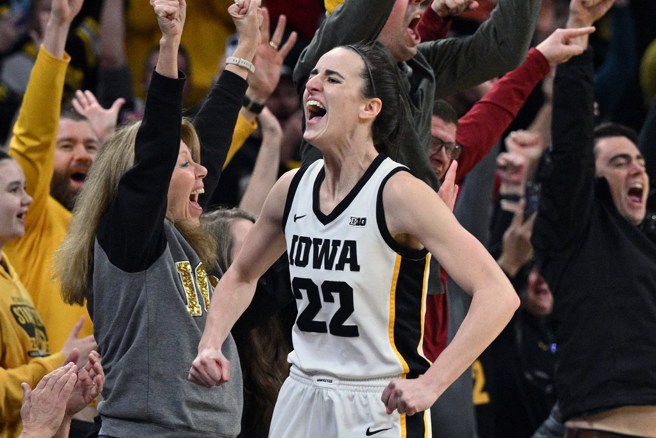 克拉克正式成为NCAA女篮歷史得分王。(路透)