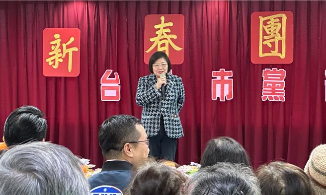 国民党北市党部16日上午于党中央举行新春团拜，党部主委黄吕锦茹（图）也于会前接受访问。（丁上程摄）