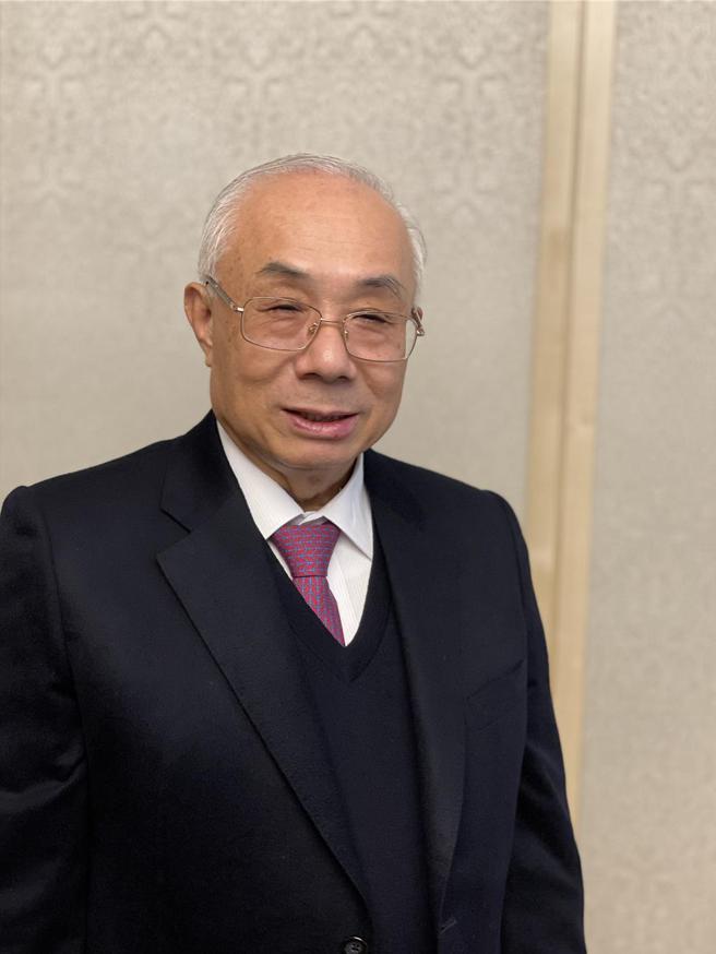 建商余屋囤房税2.0最高税率4.8％，建商龙头杨玉全今天回应指出：政策不断加税，「房价怎么可能降下来？！」（蔡惠芳摄）