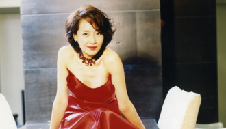 恬妞同框閨密謝玲玲  66歲凍齡樣貌曝光揭心聲