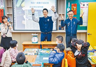 蔣萬安力推書包減重 教室增設置物櫃