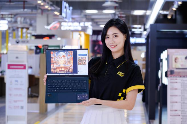 燦坤推暖心助學方案，購買指定款筆電享52折起優惠。（燦坤提供／古明弘台北傳真）