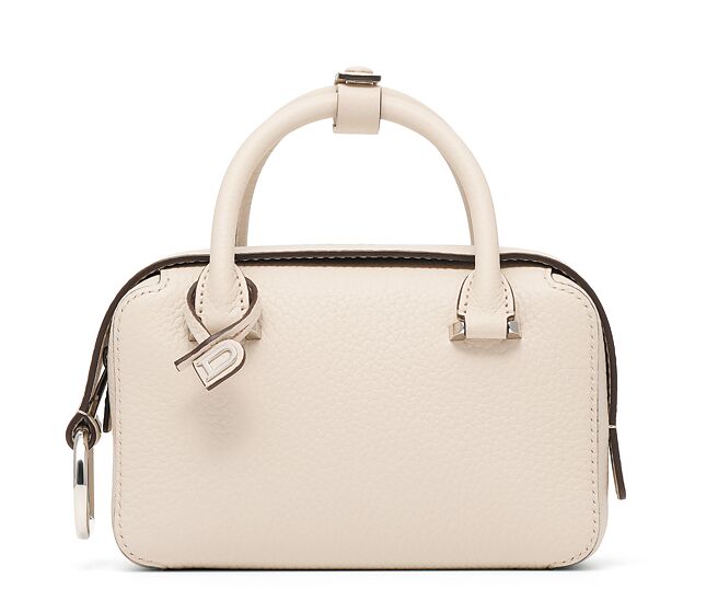 Delvaux新色芝麻灰Cool Box Nano，价格电洽。（Delvaux提供）