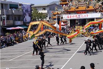 苗栗火旁龍祥龍競技登場 11龍隊同場競技金質獎出爐