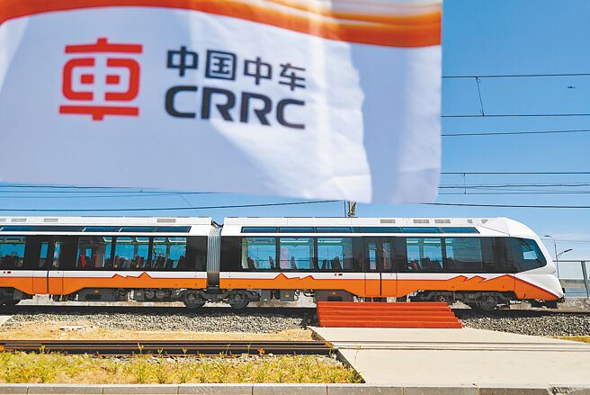 欧盟16日宣布，将对中国中车旗下的「青岛四方」展开反补贴调查。（新华社）