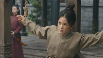 女星跪不停膝蓋落病根！被馬拖行10幾次直呼慘