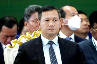 轟晚安小雞「太自私」！柬國總理揭有人干預：老母重病也不寬恕