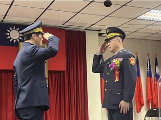 高市警局少年隊長布達交接  由苓雅偵查隊長陳仁正出任