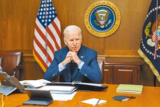 普丁贺占乌东重镇 拜登对援乌有信心