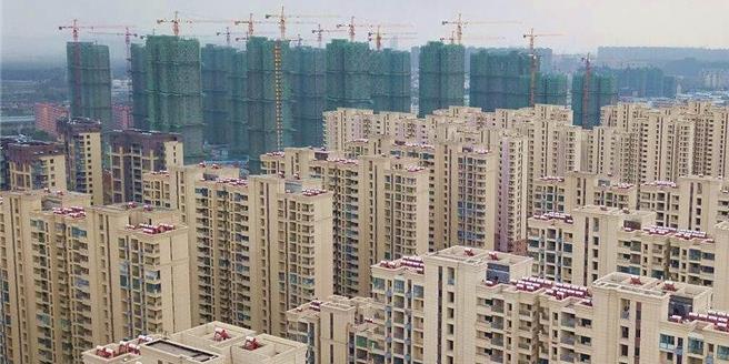 大陸史上最長春節假期正式結束，新房市場成交較為平淡，但重點城市二手房市場的交易量水準年比增加超7成。（中新社資料照片）