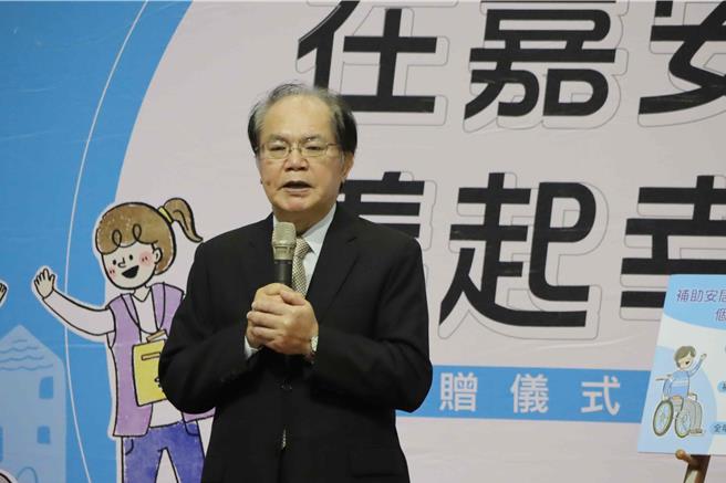 寶佳公益慈善基金會董事長賴進祥承諾，如市府推動的計畫成效良好，就繼續辦下去。（呂妍庭攝）