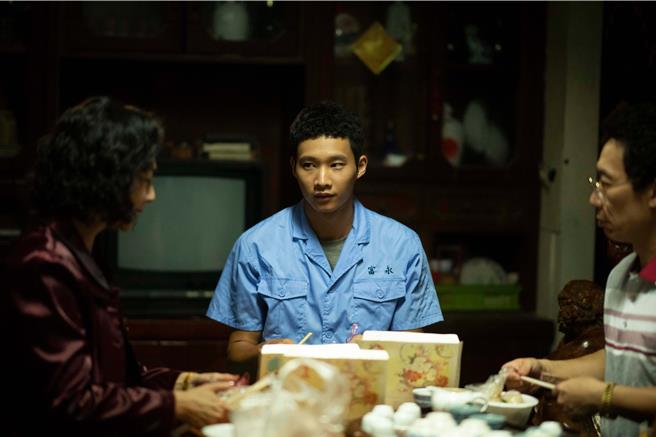 黄冠智被讚很会撩。（华视提供）