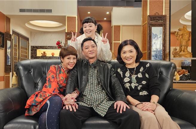 宫美乐加入《爱的荣耀》演出，饰演蓝苇华的小女儿。（民视提供）