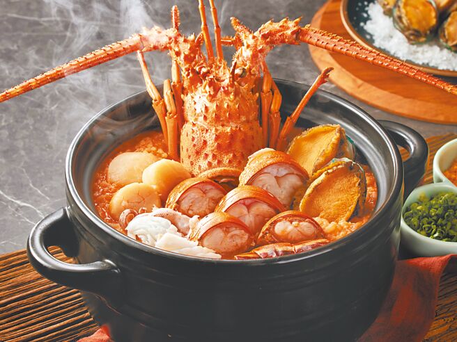 王品集团新品牌「朝粥帮」的龙虾海皇粥。（王品集团提供）