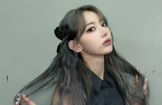 教堂穿超辣 「布料下滑」！LE SSERAFIM宮脇咲良好身材引熱議