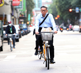  柯文哲曝「國會寄生我」內情：民進黨對我沒東西罵