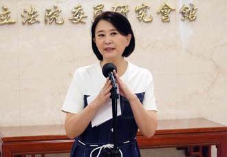 王鴻薇爆陸海監船今早入禁限制水域 對峙海巡艇 