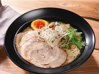 拉麵店插旗百貨吸金千萬 限時請吃台灣獨賣款