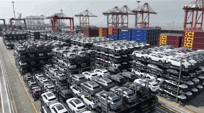 《華爾街日報》：全球最大的中國電動汽車市場正在減速。（新華社）