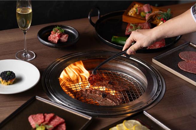 烧肉风间10周年庆推出揪团吃烧肉抽红包活动，有机会带走5万现金。（烧肉风间提供／朱世凯台北传真）