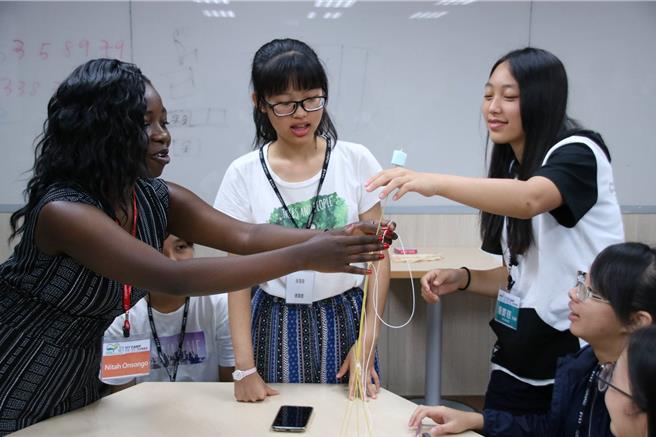 元智大学与MIT合作举办MIT-YZU科技．文化．英语体验营。(元智大学提供)